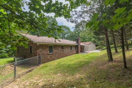 Country Home for Sale in Lewis County, Tennessee - image 31