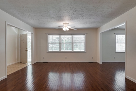 Country Home for Sale in Lewis County, Tennessee - image 14