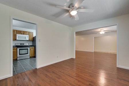 Country Home for Sale in Lewis County, Tennessee - image 17