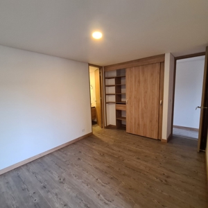 Penthouse with Open Concept in Laureles - image 15
