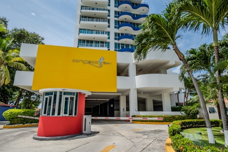 Beachfront 1-Bed-1Bath apartment in Solarium *Under Contract - image 43