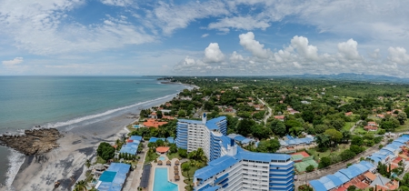 Beachfront 1-Bed-1Bath apartment in Solarium *Under Contract - image 22