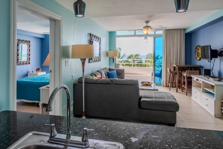 Beachfront 1-Bed-1Bath apartment in Solarium *Under Contract - image 1