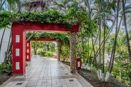 Beachfront 1-Bed-1Bath apartment in Solarium *Under Contract - image 10