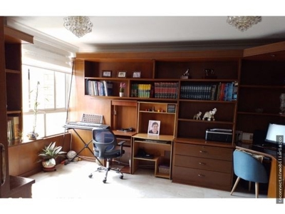 A Classic Gem in the Heart of Laureles: Two-Story Apartment - image 10