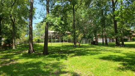 "Beaumont TX Auction: Waterfront Home with Airbnb Potential" - image 24