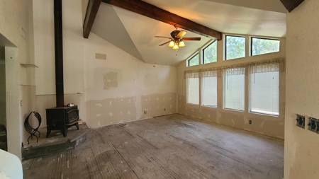 "Beaumont TX Auction: Waterfront Home with Airbnb Potential" - image 47