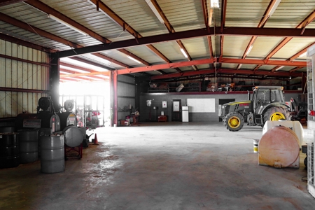 Oilfield Truck Yard/Office/Shop - image 15