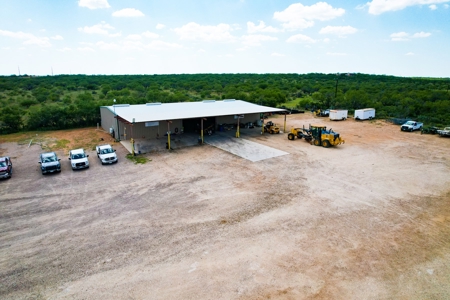 Oilfield Truck Yard/Office/Shop - image 5