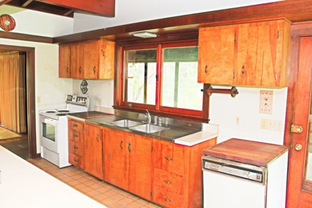 Real Estate Online Auction - image 12