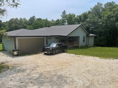 Ozark Mountain Home - image 1