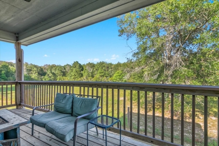 "15-Acre Sour Lake Treasure: Farmhouse, Gardens, and Pond" - image 34