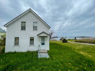 Coastal Property With a View - image 2
