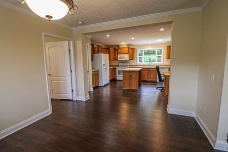 Starter Home for Sale in Dublin VA - image 8