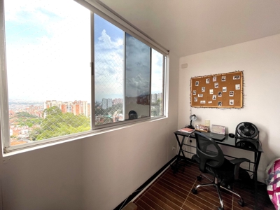Apartment in Envigado, Colombia - image 4