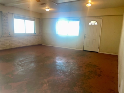 Country Home with 10 Acres in Skidmore - image 22