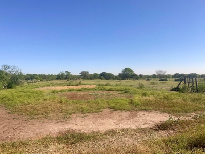 Country Home with 10 Acres in Skidmore - image 28