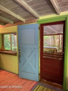 Rare Find Next to Oak Creek in Sedona - image 13