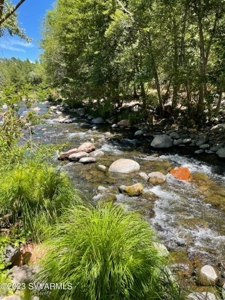 Rare Find Next to Oak Creek in Sedona - image 3