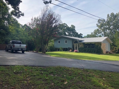 In Town Home- 3 Bedroom/2 Bath With In-Ground Pool - image 33