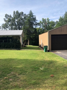 In Town Home- 3 Bedroom/2 Bath With In-Ground Pool - image 37