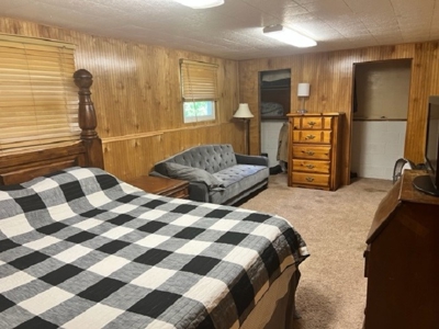 In Town Home- 3 Bedroom/2 Bath With In-Ground Pool - image 12