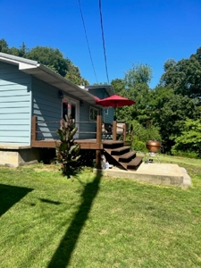 In Town Home- 3 Bedroom/2 Bath With In-Ground Pool - image 28