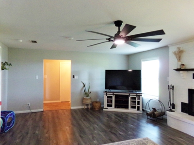 Beautiful Hilltop Country Home for Sale in Sumner, TX! - image 17