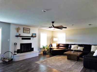 Beautiful Hilltop Country Home for Sale in Sumner, TX! - image 18