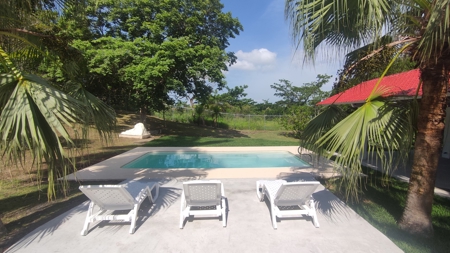 3 Bedroom Country House with Pool and large Garden *RENTED* - image 2