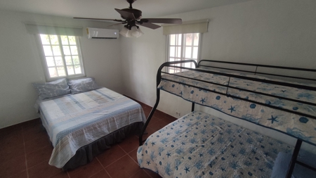 3 Bedroom Country House with Pool and large Garden *RENTED* - image 19