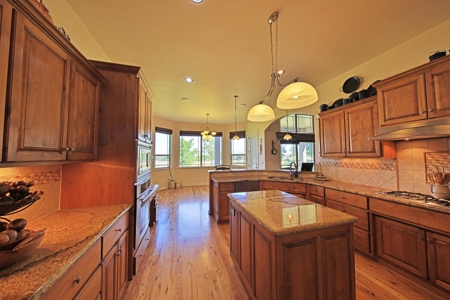 Western Colorado Luxury Home for Sale in Montrose, CO - image 10