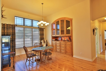 Western Colorado Luxury Home for Sale in Montrose, CO - image 8