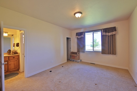 Western Colorado Luxury Home for Sale in Montrose, CO - image 15