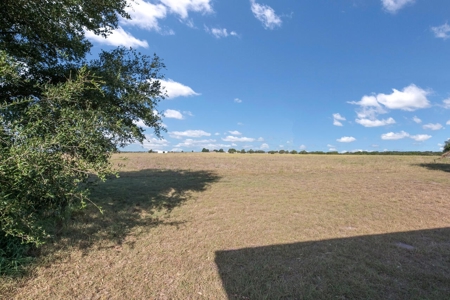 Home on Acreage in Crawford, Texas for Sale Crawford ISD - image 31