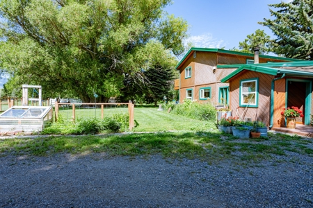 3 bed, 2 bath Country Home on Acreage near Yellowstone Park - image 47