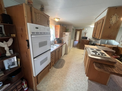 3 bed, 2 bath Country Home on Acreage near Yellowstone Park - image 15