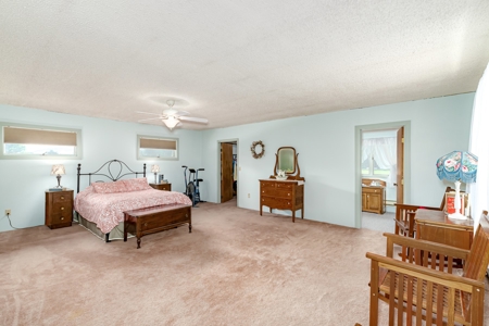 3 bed, 2 bath Country Home on Acreage near Yellowstone Park - image 36