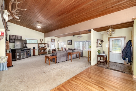 3 bed, 2 bath Country Home on Acreage near Yellowstone Park - image 19