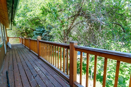 3 bed, 2 bath Country Home on Acreage near Yellowstone Park - image 41