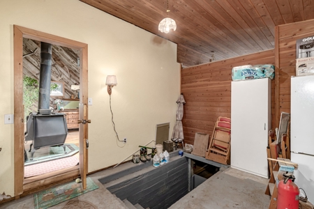 3 bed, 2 bath Country Home on Acreage near Yellowstone Park - image 25