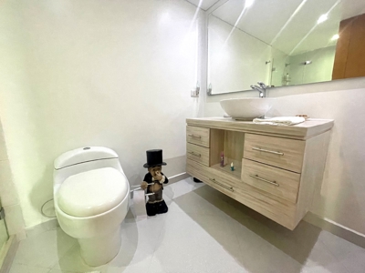 South America / Apartments for Sale, Medellin Colombia - image 6