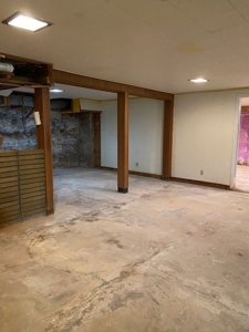 WELCOME HOME…to 922 3rd Street, Alva, Oklahoma 73717! - image 38
