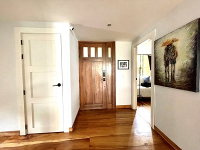 South America / Apartments for Sale, Medellin Colombia - image 6