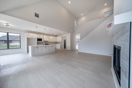 New Construction in Cave Springs - image 2