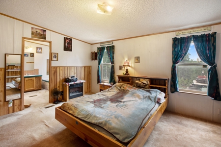 Mountain Retreat Bordering National Forest - image 34