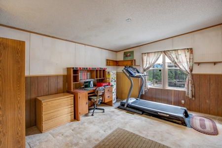 Mountain Retreat Bordering National Forest - image 24
