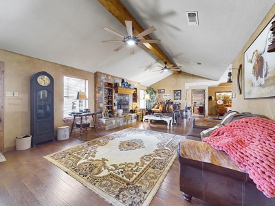 Welcome to the Equine Ranch of your dreams - image 22