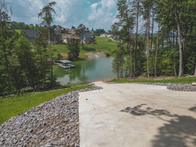 Discover Serene Living at Bridgewater Pointe, Morristown TN - image 29