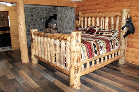 Mountain Log Home with 20+ Acres - image 27